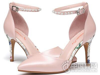 ������2017��Ƥϸ�߸�Ь���ż�ͷŮ��Ь