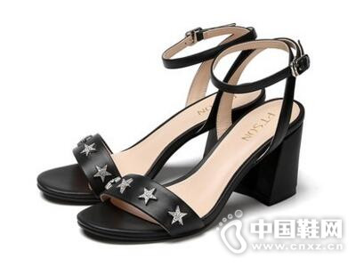 ����ɭ2017�Ĵָ�����ٴ�һ�ִ���Ь