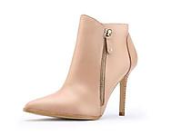 �����ͷ�2017ϸ�߸���ͷŮѥ