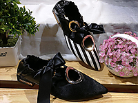 2018�����¿�ŮЬ