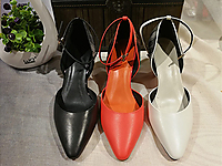 2018�����¿�ŮЬ