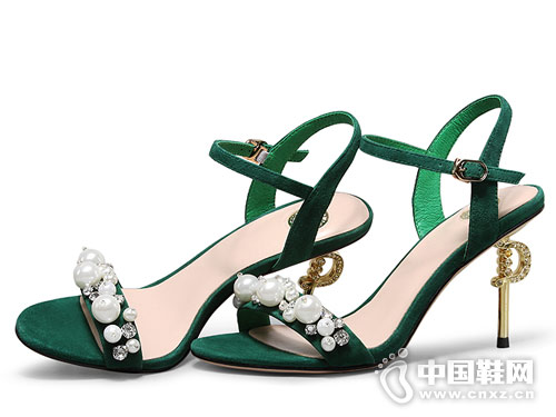 2018�������ŮЬ�߸���Ь�¿��Ʒ