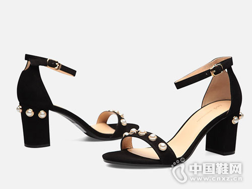 2018FEDʱ��ŮЬ�߸���Ь�¿��Ʒ