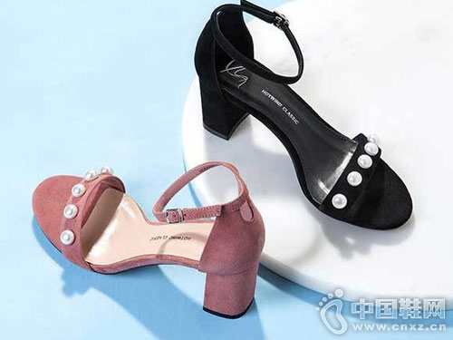 2018�ȷ�ŮЬʱװ�и������Ь�¿�