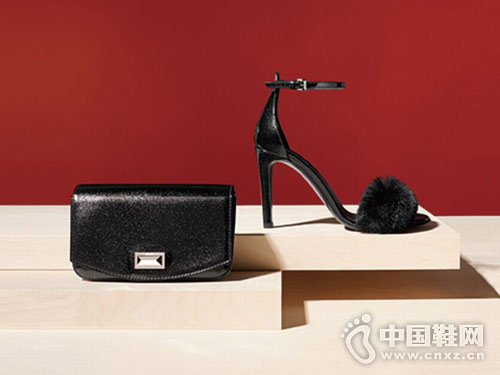 ����ūЬ��2018�¿�߸���Ь��Ʒ