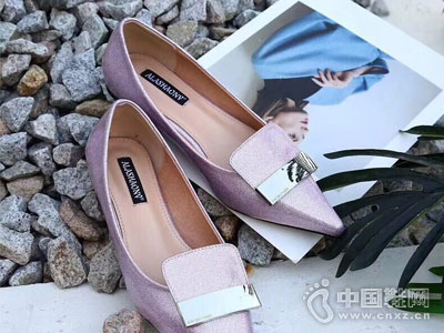 ����2018ŮЬƽ�׵�Ь�¿��Ʒ