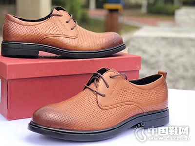 ŷά˼��Ь2018����ƤЬ�¿�