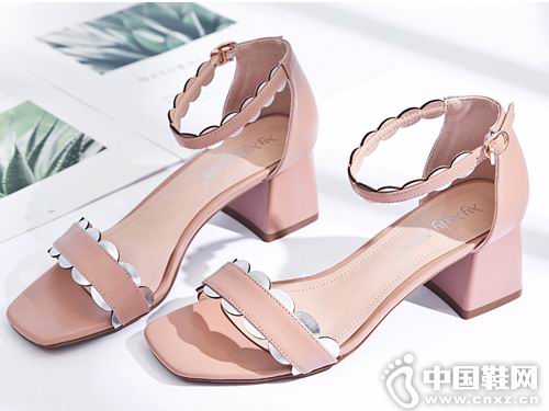 2018������ŮЬ�¿�С�ָ���Ь