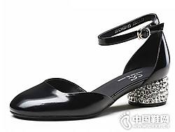 ŷ��2018ŮЬ�¿��пյ�Ь