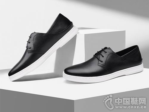 ����ʿ��Ь2018�¿�����Ь