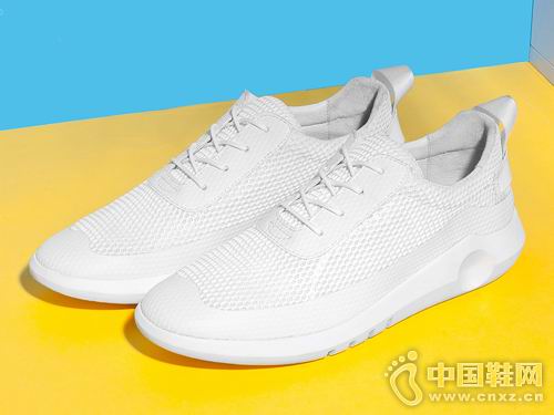 ����ʿ��Ь2018�¿������˶�Ь