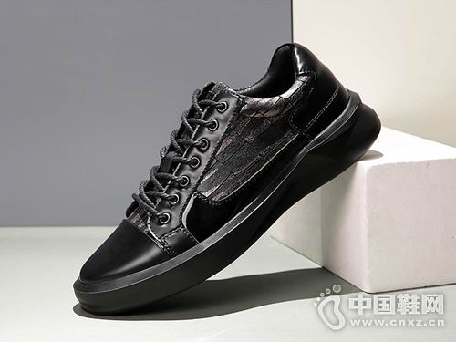 ŷ�ױ���Ь2018�¿�������Ь