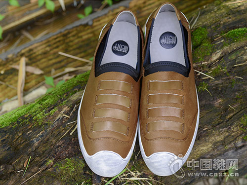 �����Ƥ��Ь2018�¿�����Ь