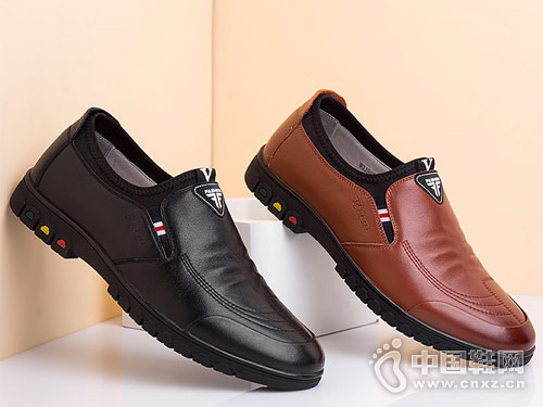 ��̩ƤЬ2018�¿�����Ь