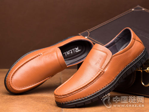 ��̩ƤЬ2018�¿�����Ь