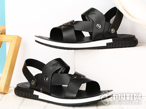 ��ƥ����Ь2018�¿�������Ь