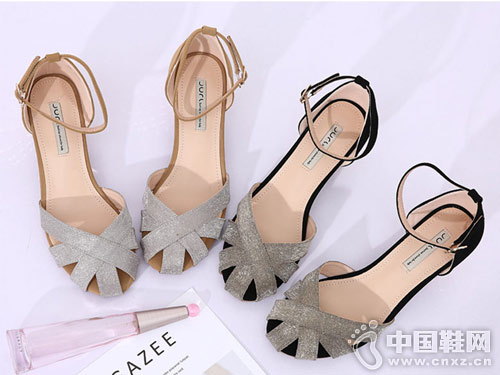 ����ŮЬ2018�����¿��п���Ь