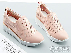 ��ٳ��ŮЬ2018�ļ��¿������˶�Ь