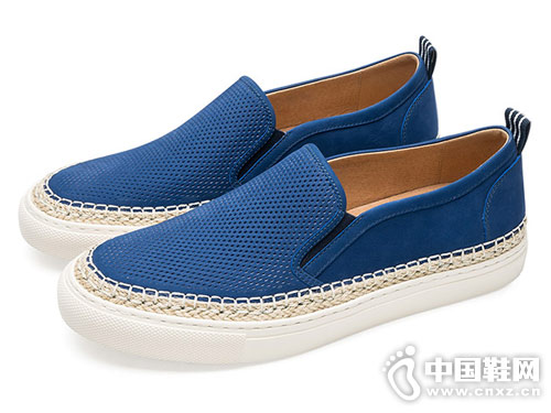 ����˹����Ь2018����Ь�¿�