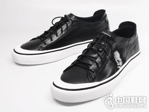 �����ɭ��Ь2018�¿�����Ь