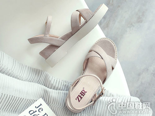 ZHRŮЬ2018�¿��µ���Ь