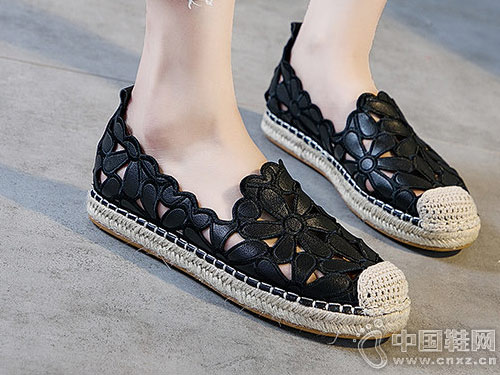 ΰɭ��ŮЬ2018�¿�����Ь