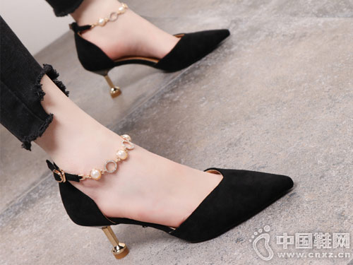 ΰɭŮЬ2018�¿��пյ�Ь