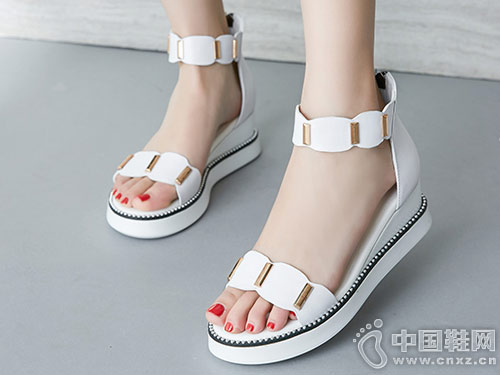 ΰɭŮЬ2018�¿��¸���Ь