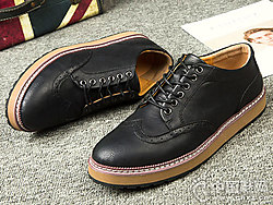 ����serene��Ь2018�¿�������ƤЬ