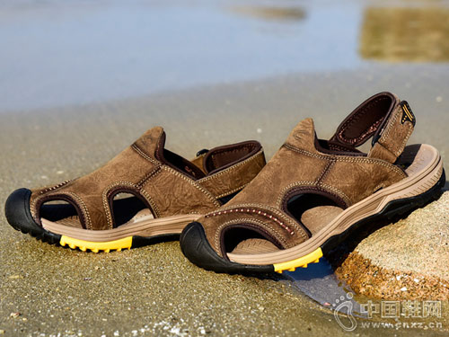 ���ն�����Ь2018�¿����Ь