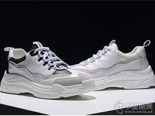 ���˻�����Ь2018�¿��ϵ�Ь