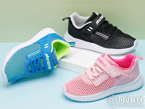 ��ͯͯЬ2018�¿�Ůͯ�˶�Ь