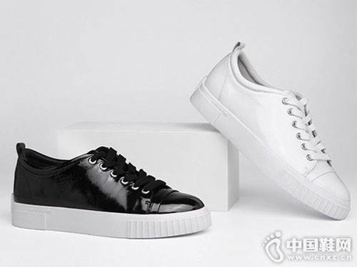 �϶�ŮЬ2018�¿�����С��Ь