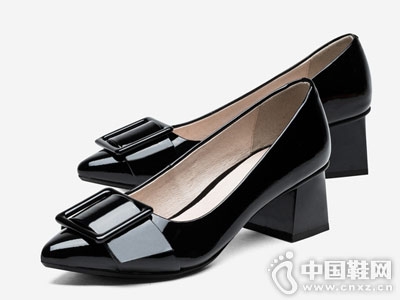 ���ո���ŮЬ2018�¿�ָ���Ь