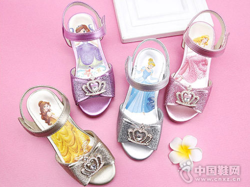 ��ʿ��ͯЬ2018�¿�Ůͯ��Ь