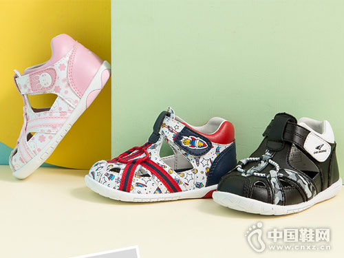 ����ʿͯЬ2018�¿��п���Ь