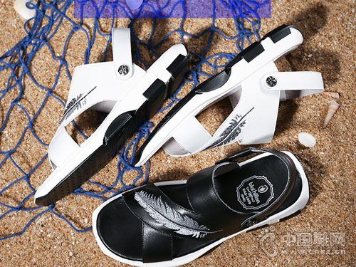 ����ϣ����2018�¿�����Ь