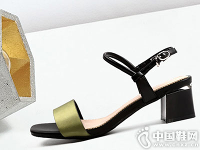 �˿�ŮЬ2018�¿��и���Ь