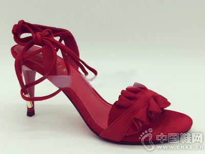 ������ŮЬ2018�¿���Ь