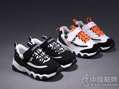 ������ͯЬ2018�¿��˶�Ь