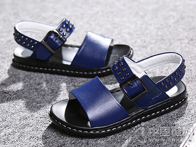 ����ͯЬ2018�¿���Ь