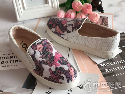 �ָ�ŮЬ�¿����а�Ь