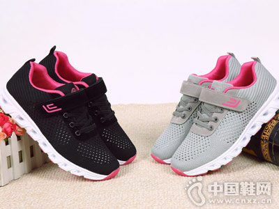 ��˳Ե�ϱ�����Ь2018�¿��˶�Ь