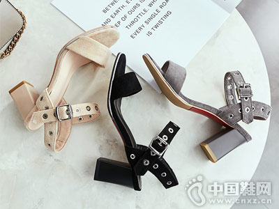 ������ŮЬ2018�¿�߸���Ь