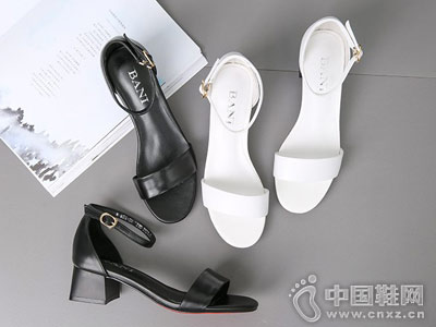 ����ŮЬ2018�¿�С�ָ���Ь