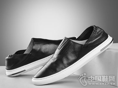 �߶���Ь2018�¿�����Ь