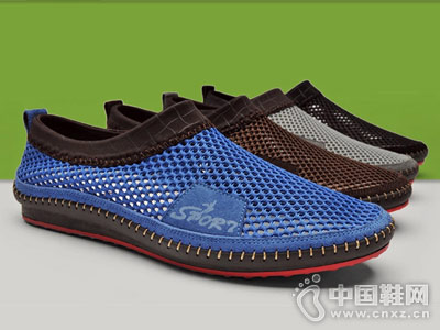 ����ϣ��Ь2018�¿��οյ�Ь