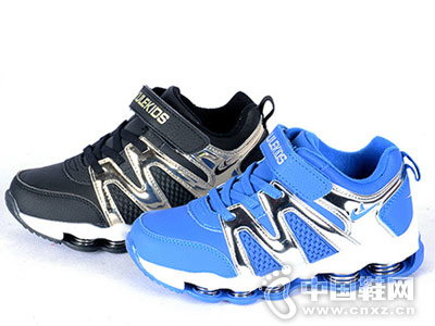 ����ͯЬ�¿��˶�Ь