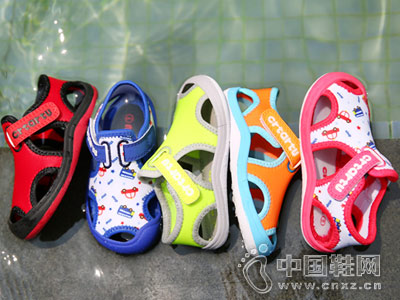 ������ͯЬ2018�¿��п���Ь