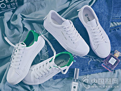 ��������Ь2018�¿�С��Ь